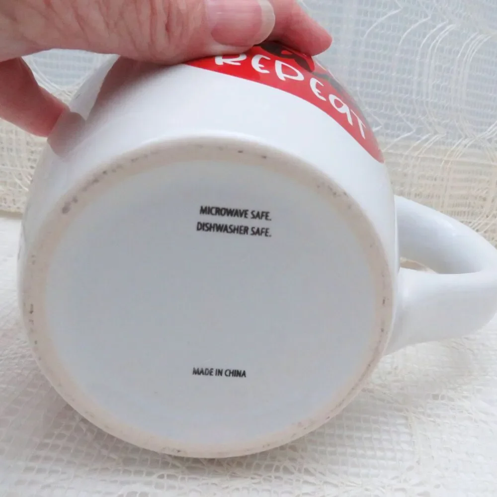 Ceramic Coffee Mug For Teacher Large White 22 oz Teacher Gift with Apple